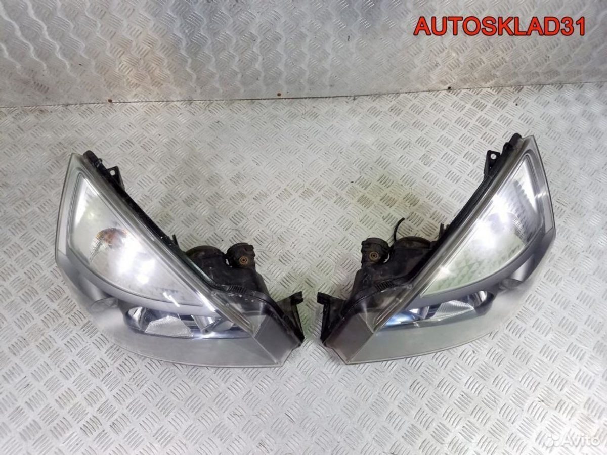 Фары комплект Ксенон Renault Espace 4 7701053975 - АвтоСклад31.рф - авторазборка контрактные б/у запчасти в г. Белгород