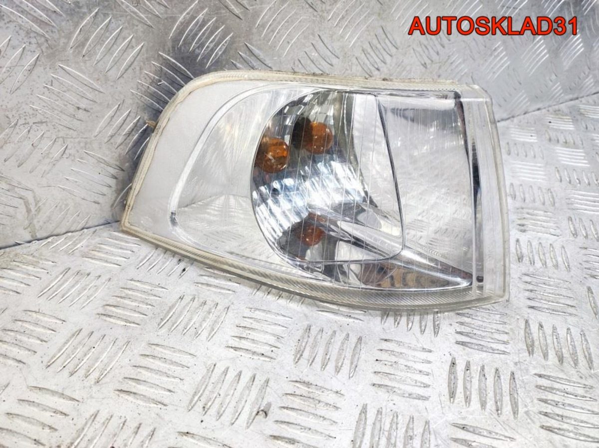 Указатель поворота правый Volvo V40 30621832 - АвтоСклад31.рф - авторазборка контрактные б/у запчасти в г. Белгород