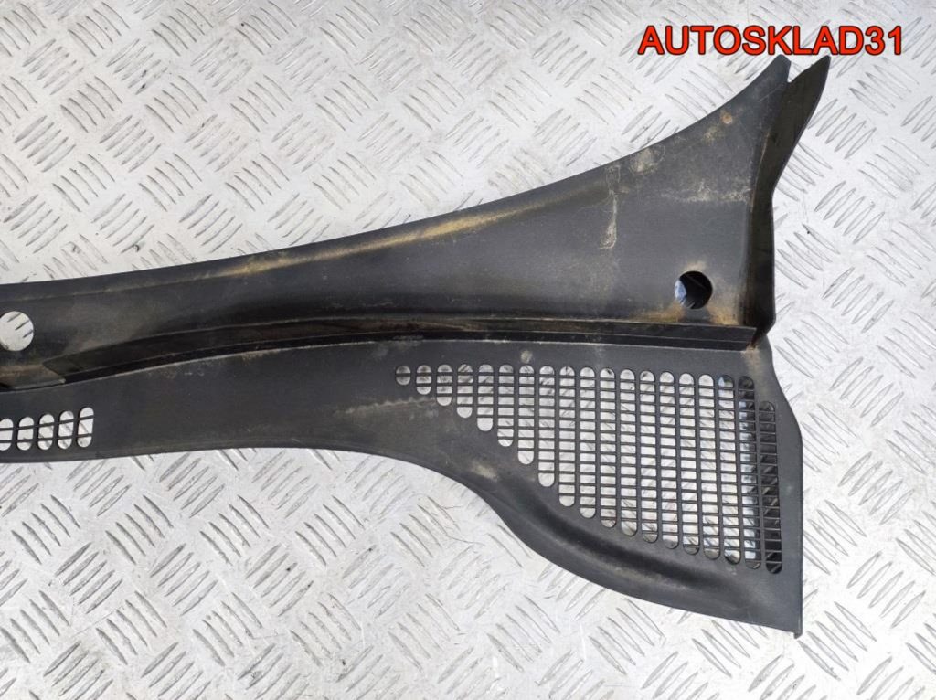 Решетка стеклоочистителя Skoda Rapid 5JB819415 - АвтоСклад31.рф - авторазборка контрактные б/у запчасти в г. Белгород Решетка стеклоочистителя Skoda Rapid 5JB819415 - АвтоСклад31.рф - авторазборка контрактные б/у запчасти в г. Белгород