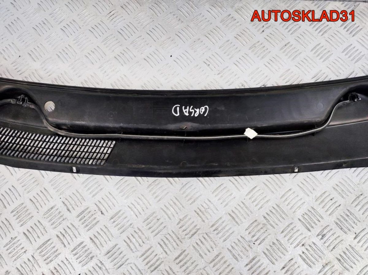 Решетка стеклоочистителя Opel Corsa D 13203618 - АвтоСклад31.рф - авторазборка контрактные б/у запчасти в г. Белгород