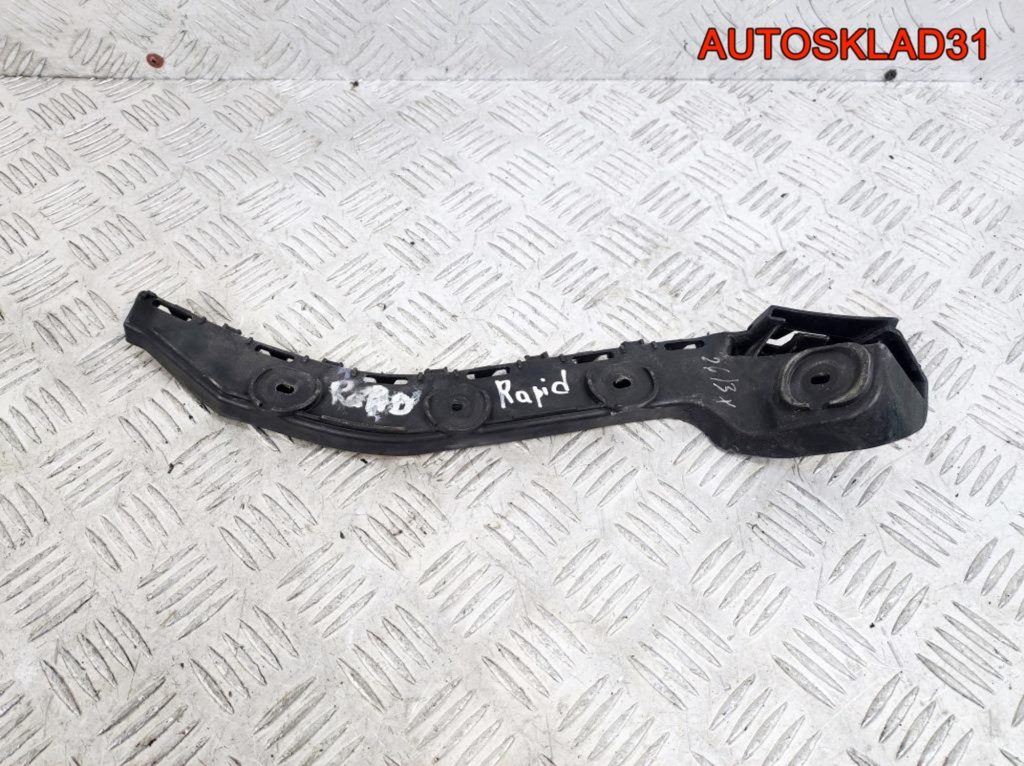 Направляющая заднего бампера правая Skoda Rapid - АвтоСклад31.рф - авторазборка контрактные б/у запчасти в г. Белгород Направляющая заднего бампера правая Skoda Rapid - АвтоСклад31.рф - авторазборка контрактные б/у запчасти в г. Белгород