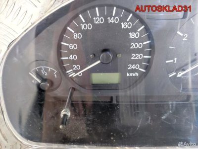 Панель приборов Mitsubishi Carisma MR480266 - АвтоСклад31.рф - авторазборка контрактные б/у запчасти в г. Белгород