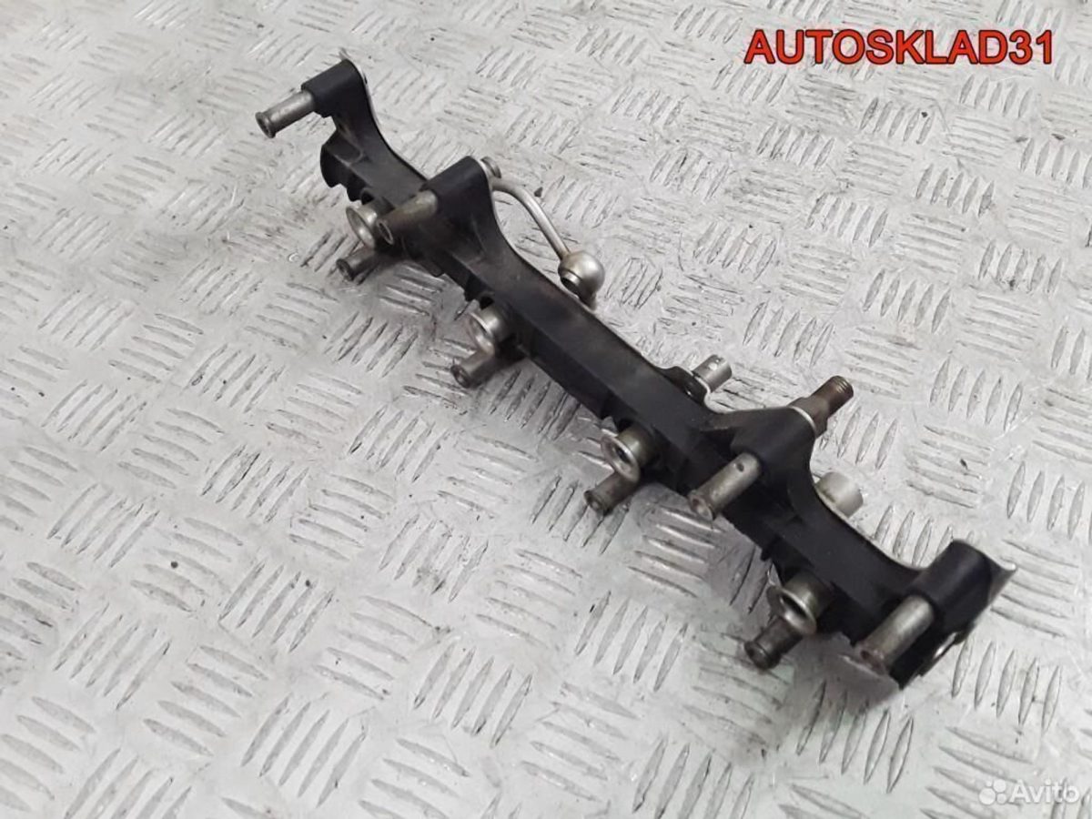 Рейка топливная Volkswagen Passat B6 06D133317F - АвтоСклад31.рф - авторазборка контрактные б/у запчасти в г. Белгород