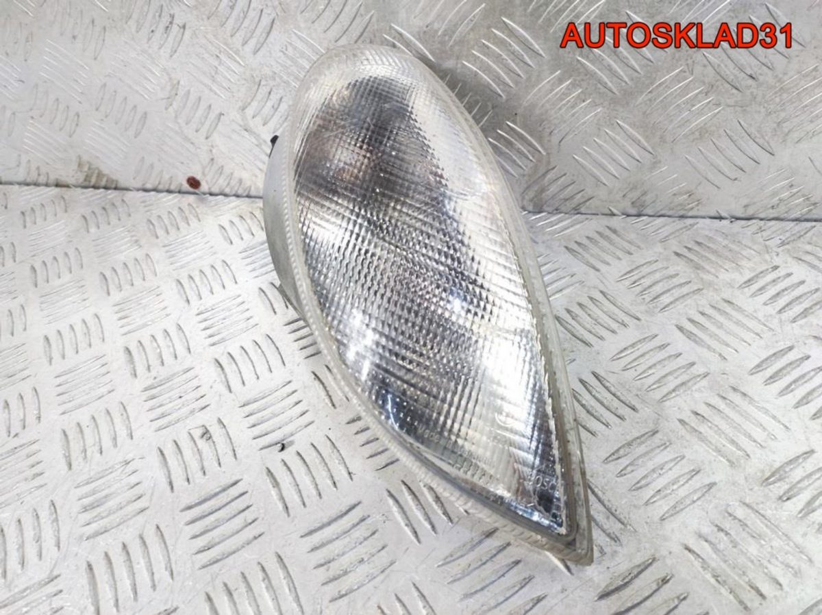 Указатель поворота правый Mercedes R170 1708260243 - АвтоСклад31.рф - авторазборка контрактные б/у запчасти в г. Белгород