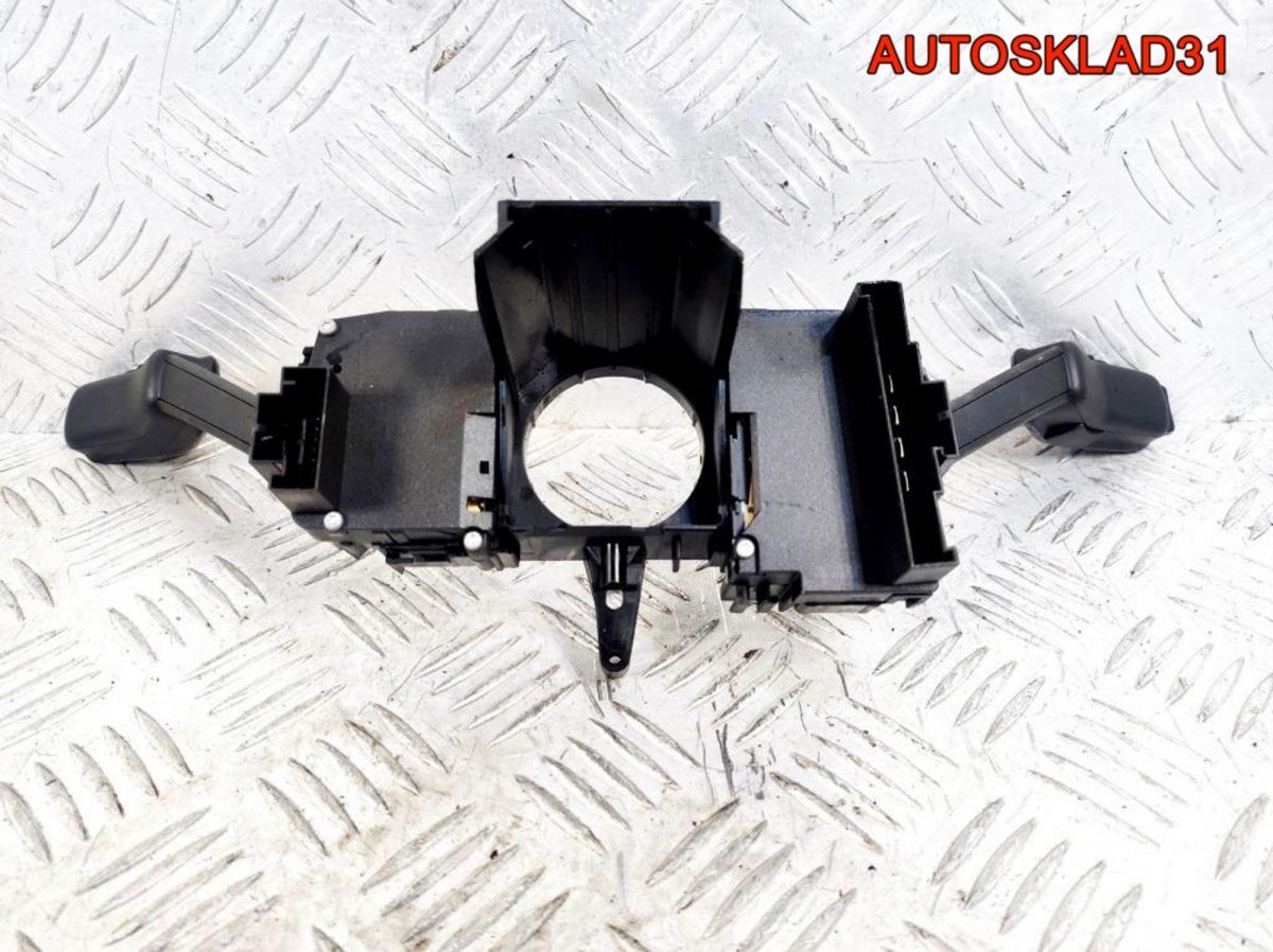 Переключатель подрулевой Skoda Rapid 2Q0953507H - АвтоСклад31.рф - авторазборка контрактные б/у запчасти в г. Белгород