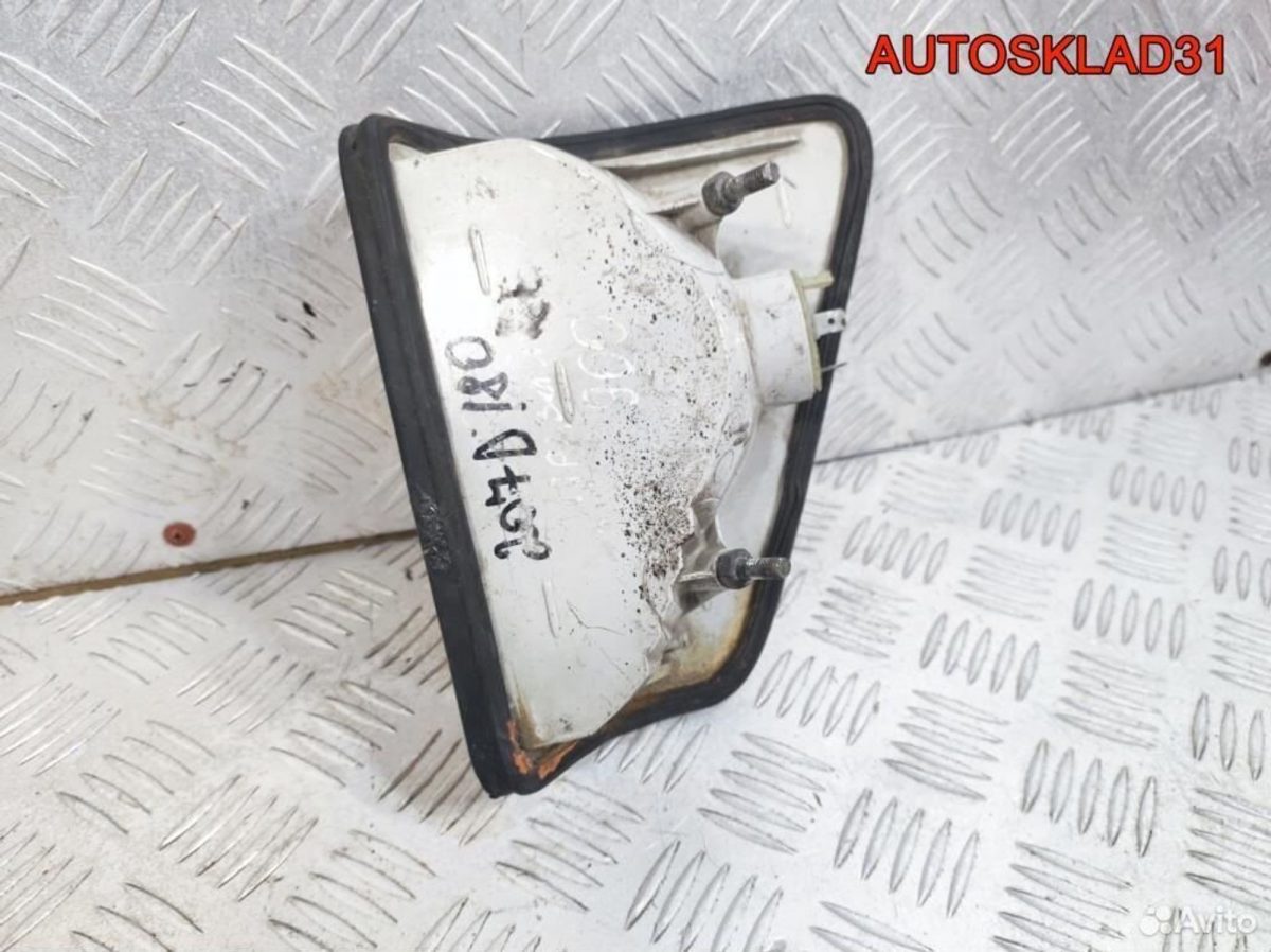 Указатель поворота Mercedes Bus 207D A0018226820 - АвтоСклад31.рф - авторазборка контрактные б/у запчасти в г. Белгород