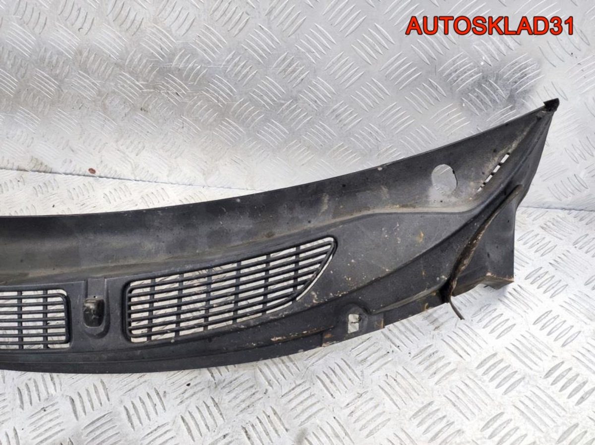 Решетка стеклоочистителя Skoda Fabia 5J1819415D - АвтоСклад31.рф - авторазборка контрактные б/у запчасти в г. Белгород