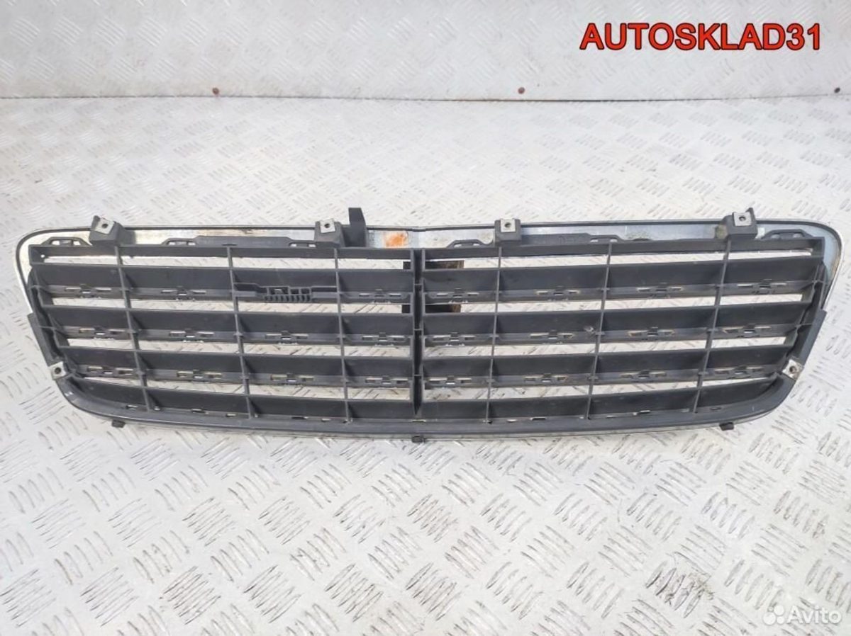 Решетка радиатора Mercedes Benz W203 A2038800123 - АвтоСклад31.рф - авторазборка контрактные б/у запчасти в г. Белгород