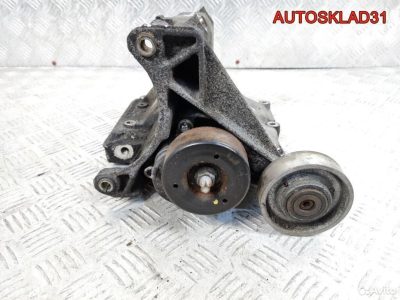 Кронштейн генератора Mercedes W203 A1110960645 - АвтоСклад31.рф - авторазборка контрактные б/у запчасти в г. Белгород