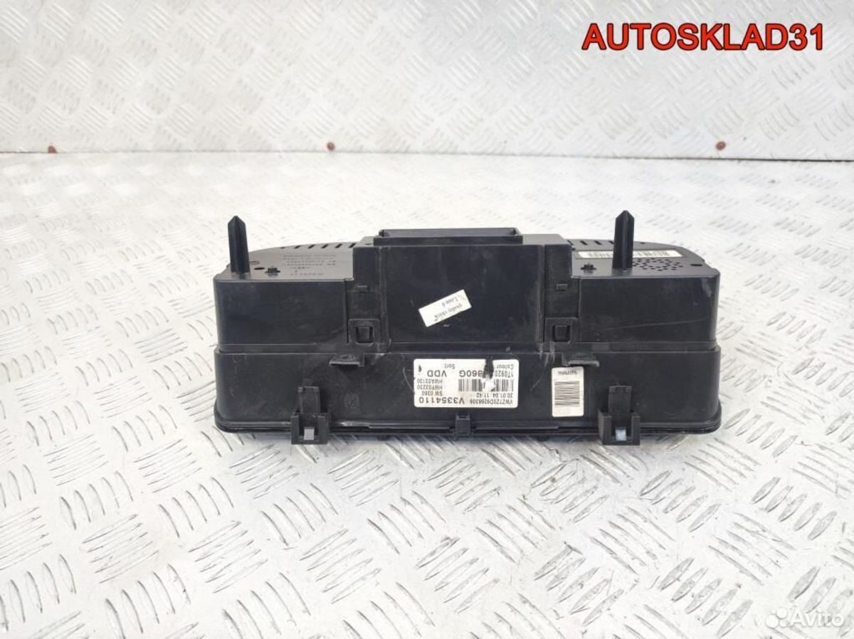 Панель приборов VW Touran 1T0920860G Дизель - АвтоСклад31.рф - авторазборка контрактные б/у запчасти в г. Белгород