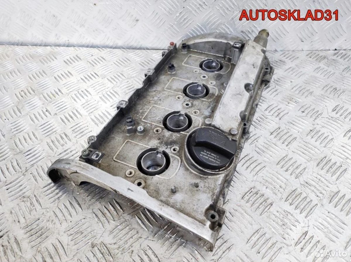 Крышка клапанная VW Passat B5 1.8 AWT 06B103469N - АвтоСклад31.рф - авторазборка контрактные б/у запчасти в г. Белгород