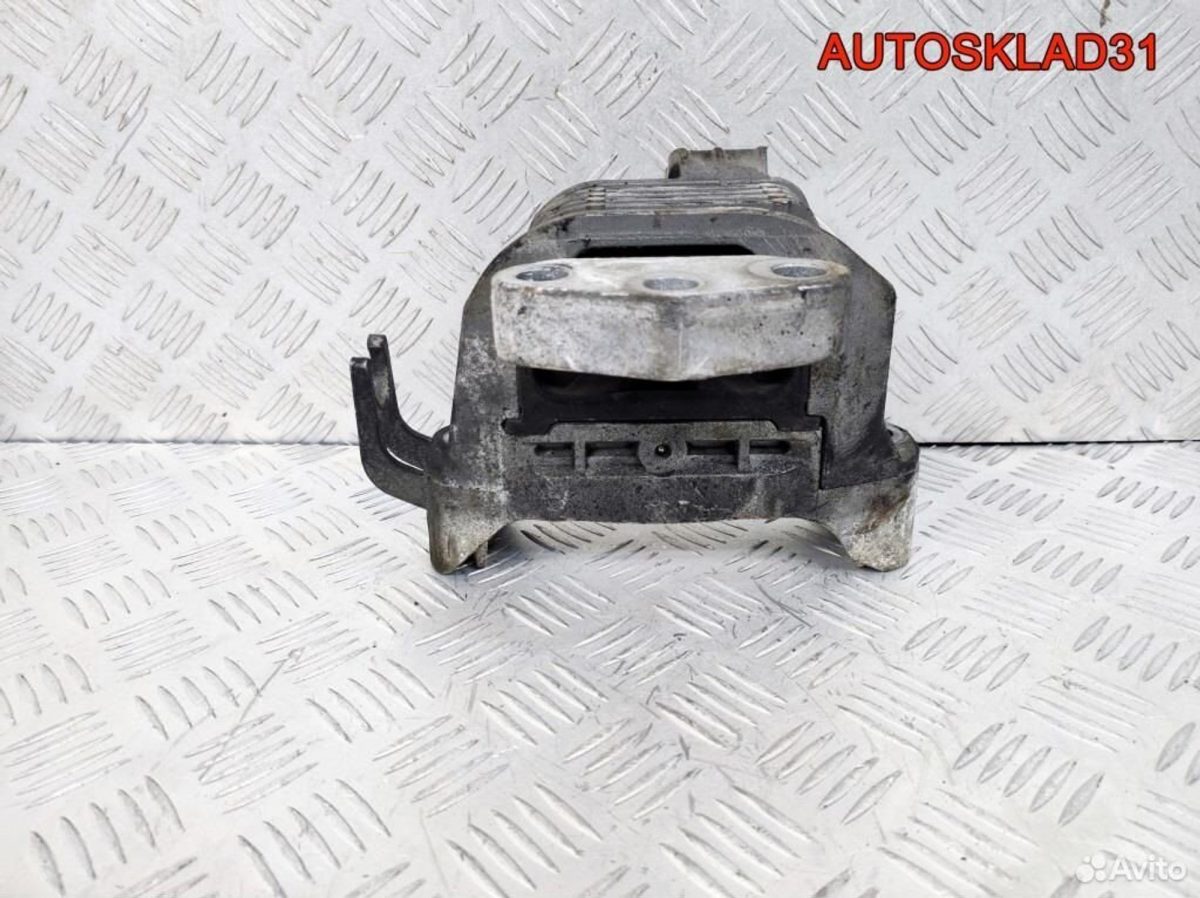 Опора двигателя правая Opel Astra J 13347451 - АвтоСклад31.рф - авторазборка контрактные б/у запчасти в г. Белгород
