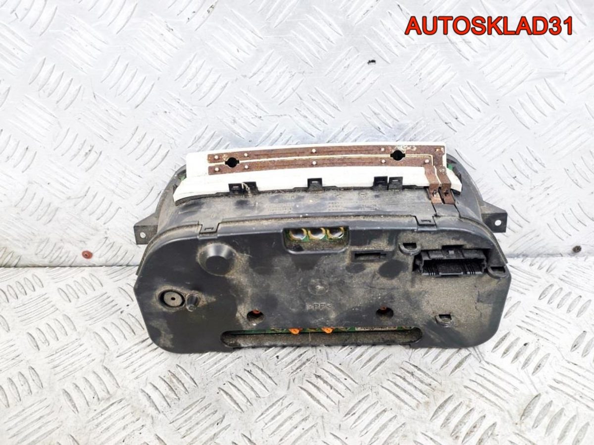 Панель приборов Volkswagen Golf 3 1H0919880 Бензин - АвтоСклад31.рф - авторазборка контрактные б/у запчасти в г. Белгород
