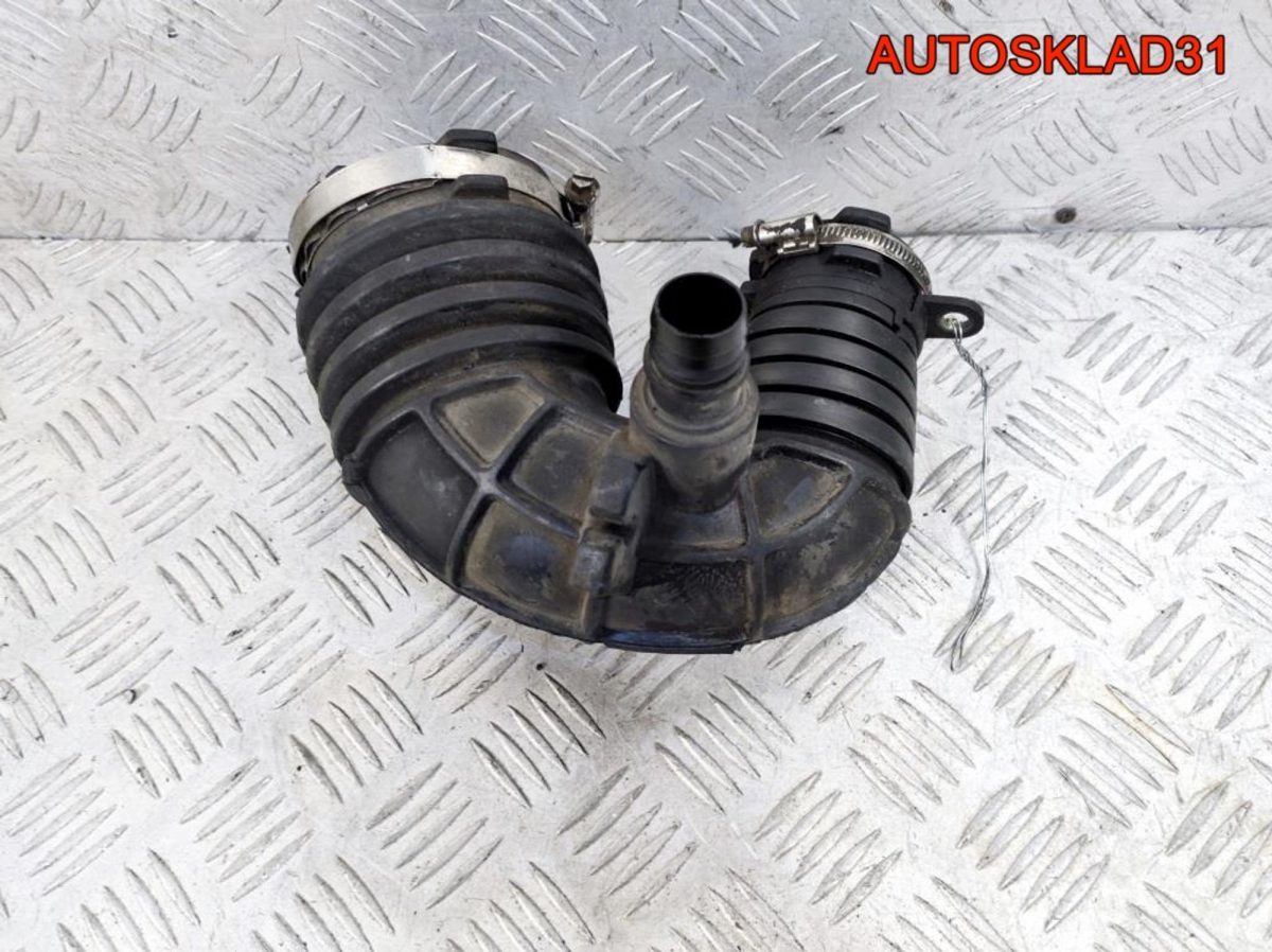 Патрубок воздушного фильтра Audi A6 C6 4F0129615E - АвтоСклад31.рф - авторазборка контрактные б/у запчасти в г. Белгород