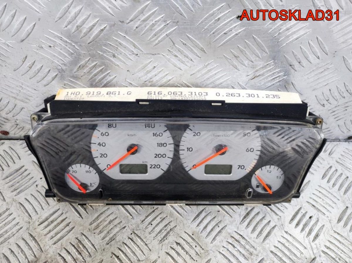 Панель приборов VW Golf Mk3 1H0919861G Бензин - АвтоСклад31.рф - авторазборка контрактные б/у запчасти в г. Белгород