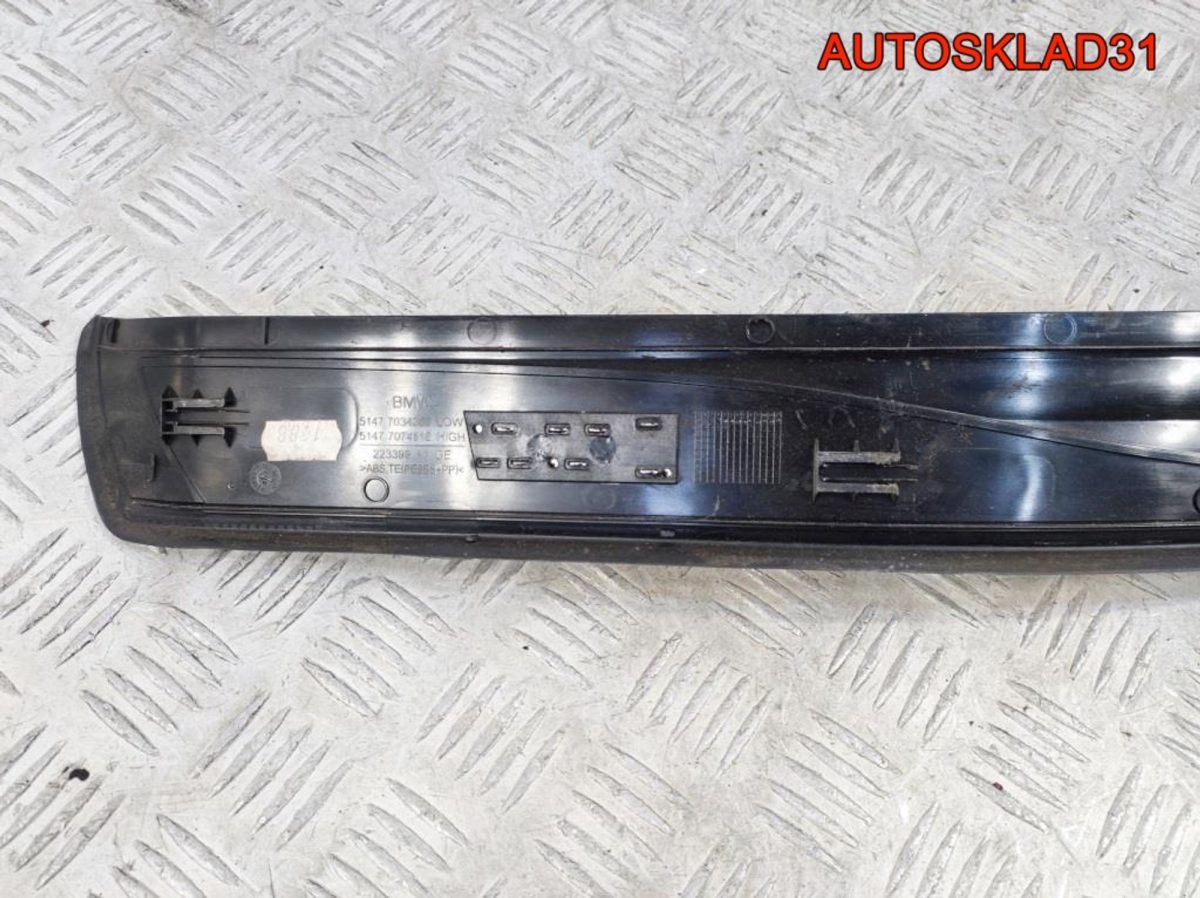 Накладка на порог правая BMW E60 51477034306 - АвтоСклад31.рф - авторазборка контрактные б/у запчасти в г. Белгород