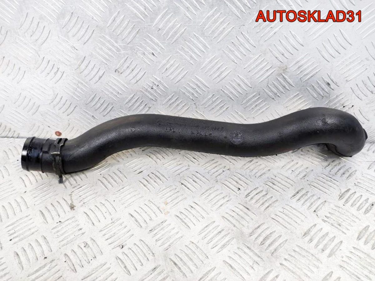 Патрубок интеркулера VW Golf Mk3 1H0145844F - АвтоСклад31.рф - авторазборка контрактные б/у запчасти в г. Белгород