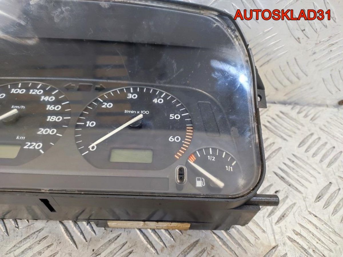 Панель приборов Volkswagen Golf Mk3 1H0919864J - АвтоСклад31.рф - авторазборка контрактные б/у запчасти в г. Белгород