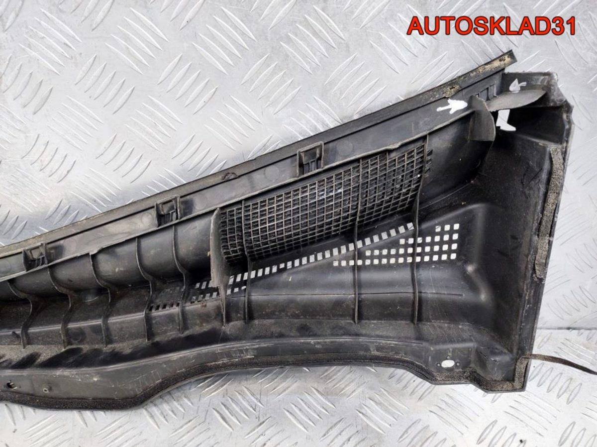 Решетка стеклоочистителя Hyundai i30 861512R000 - АвтоСклад31.рф - авторазборка контрактные б/у запчасти в г. Белгород