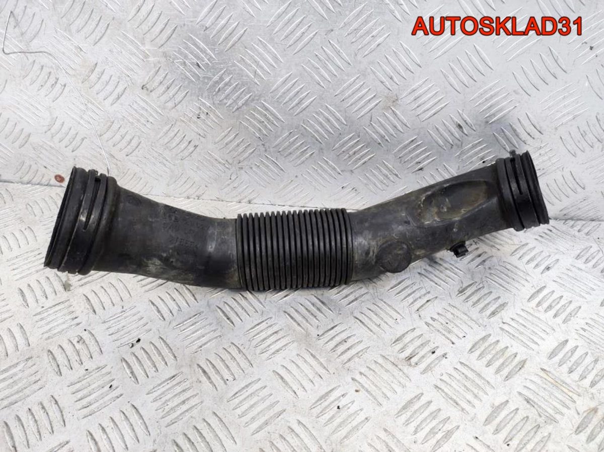 Патрубок воздушного фильтра Passat B5 06B129627G - АвтоСклад31.рф - авторазборка контрактные б/у запчасти в г. Белгород