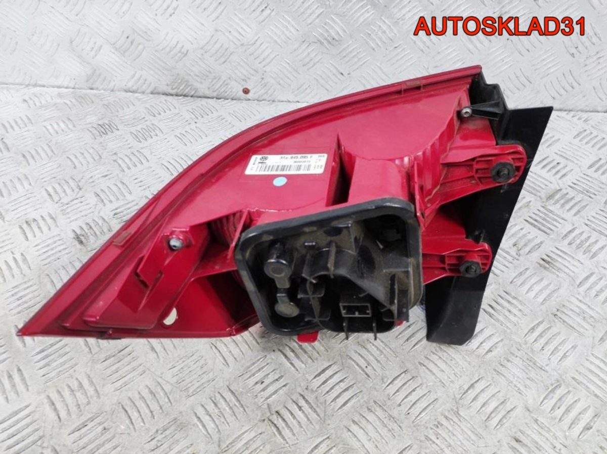 Фонарь задний левый VW Passat B7 3AE945095F Седан - АвтоСклад31.рф - авторазборка контрактные б/у запчасти в г. Белгород