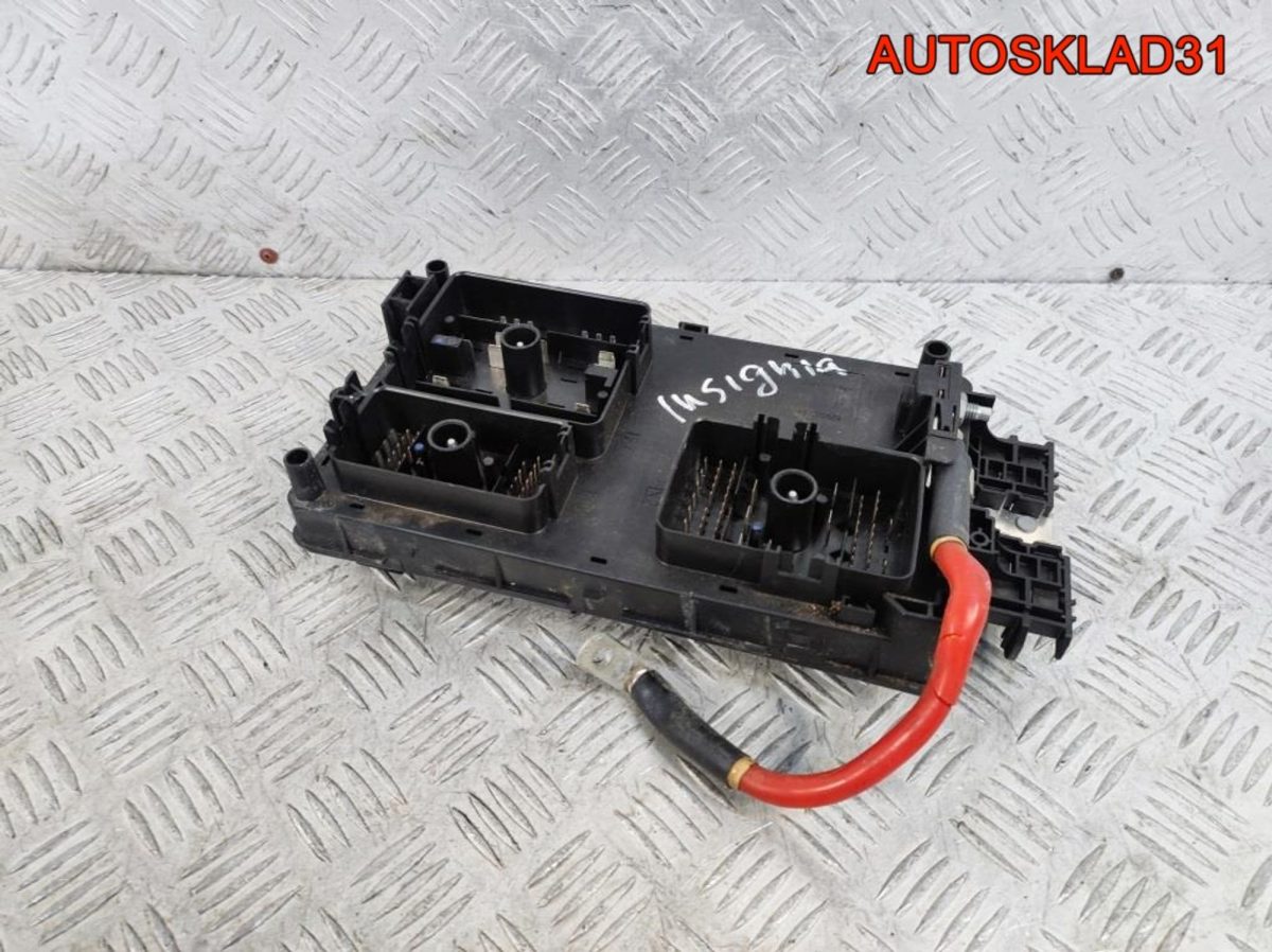 Блок предохранителей Opel Insignia A20DTH 13222782 - АвтоСклад31.рф - авторазборка контрактные б/у запчасти в г. Белгород