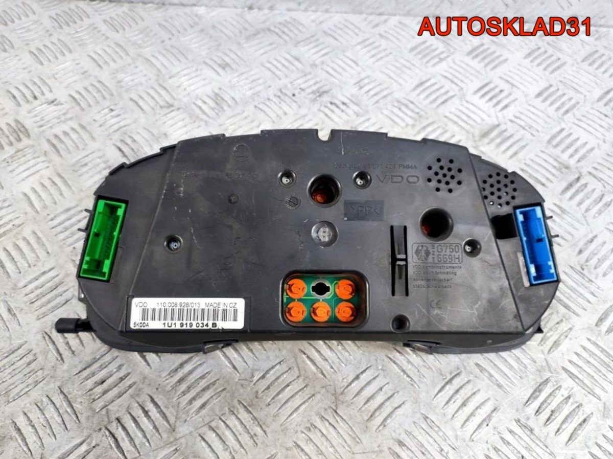 Панель приборов Skoda Octavia A4 1U1919034B Бензин - АвтоСклад31.рф - авторазборка контрактные б/у запчасти в г. Белгород