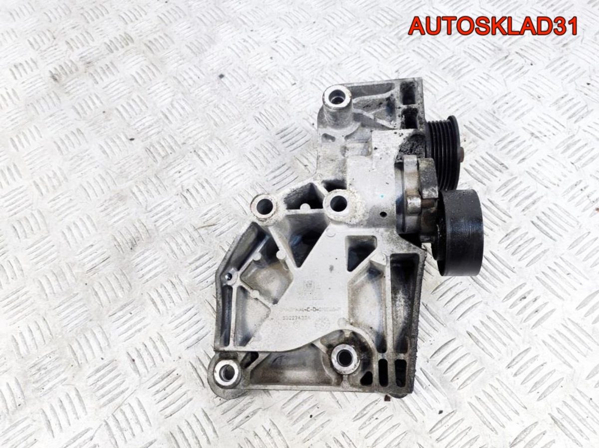 Кронштейн кондиционера Opel Astra J 55582510 - АвтоСклад31.рф - авторазборка контрактные б/у запчасти в г. Белгород