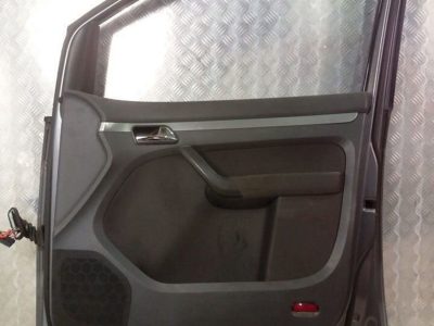 Дверь передняя правая VW Touran 1T0831056AA - АвтоСклад31.рф - авторазборка контрактные б/у запчасти в г. Белгород
