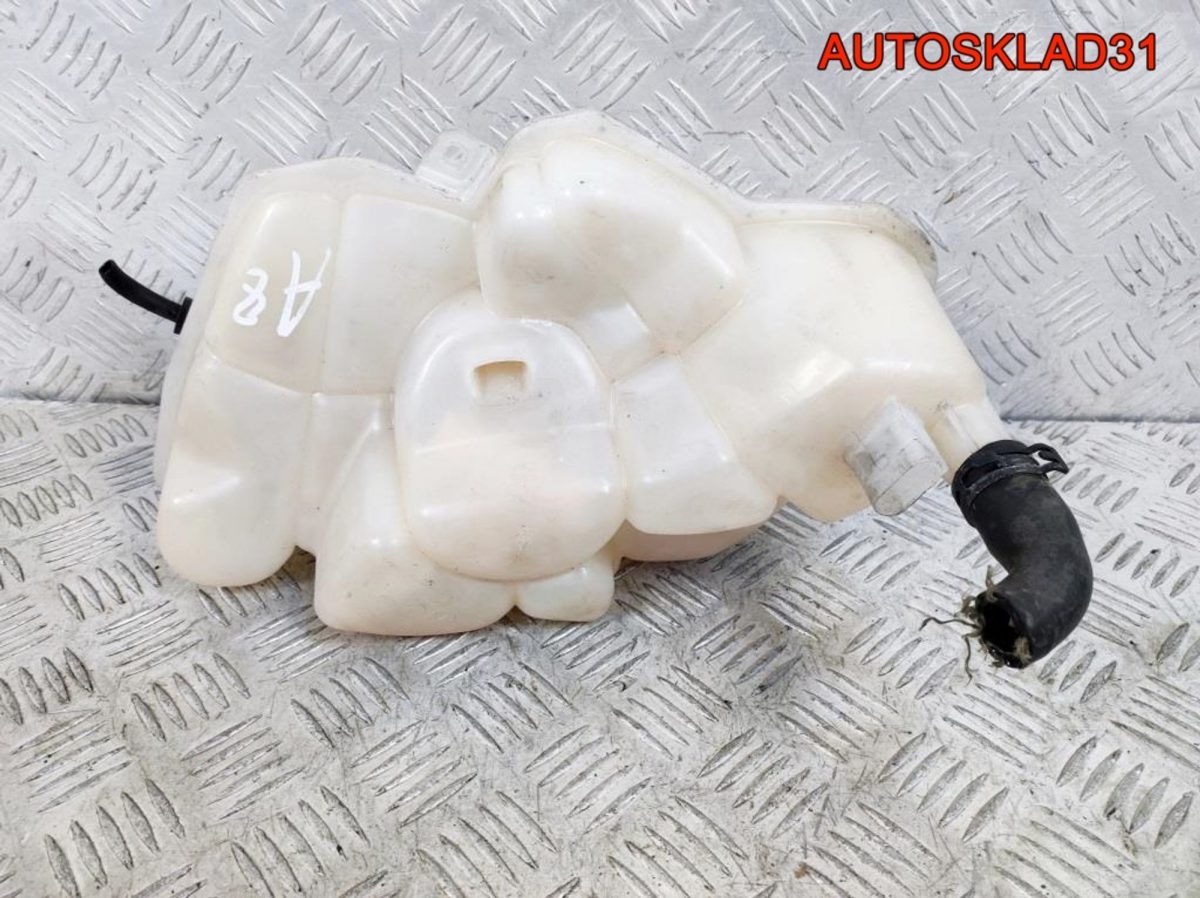 Бачок расширительный Audi A8 D3 4E0121403D - АвтоСклад31.рф - авторазборка контрактные б/у запчасти в г. Белгород