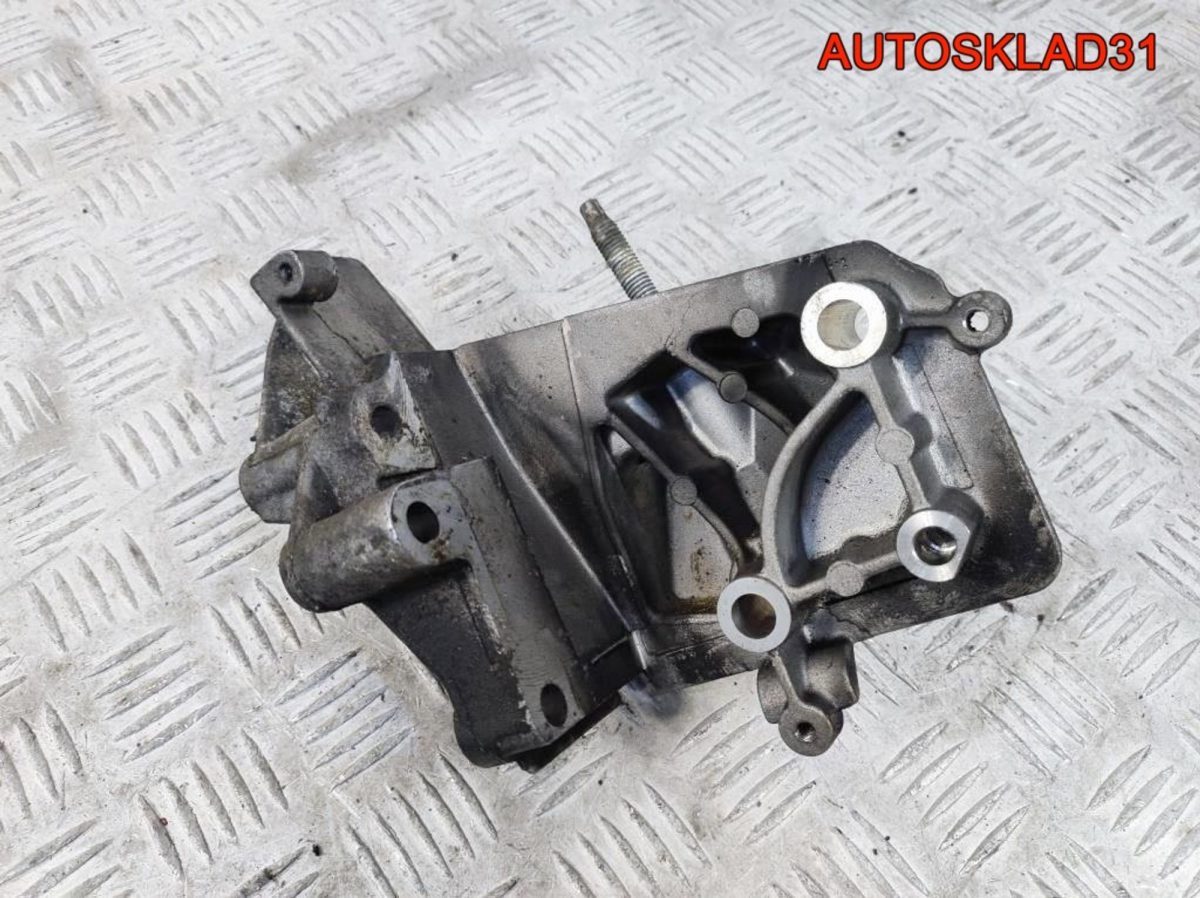Кронштейн двигателя Ford Focus 1 98MM6F001A1A - АвтоСклад31.рф - авторазборка контрактные б/у запчасти в г. Белгород