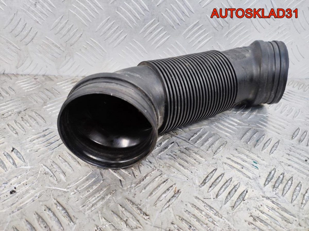 Патрубок воздушного фильтра Passat B6 1K0129684L - АвтоСклад31.рф - авторазборка контрактные б/у запчасти в г. Белгород