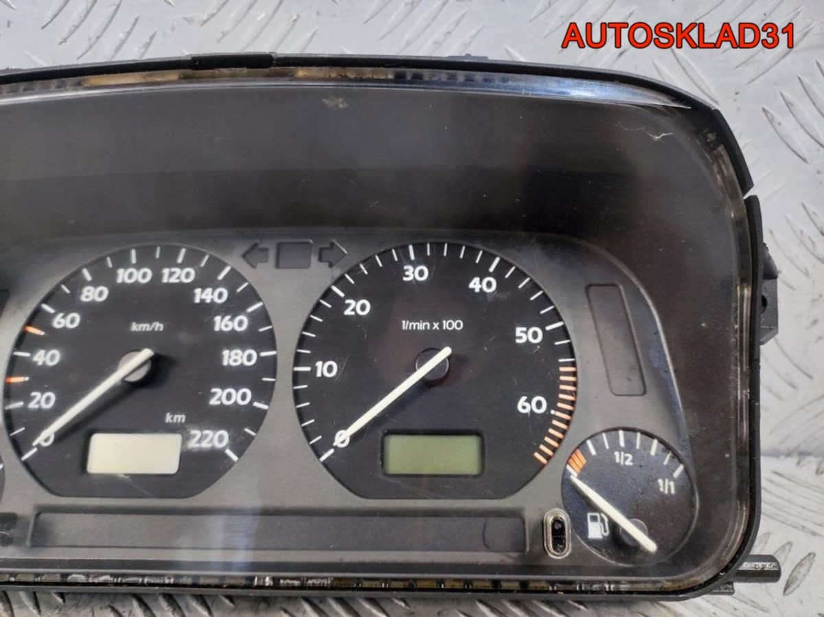 Панель приборов Volkswagen Golf Mk3 1H0919864J - АвтоСклад31.рф - авторазборка контрактные б/у запчасти в г. Белгород