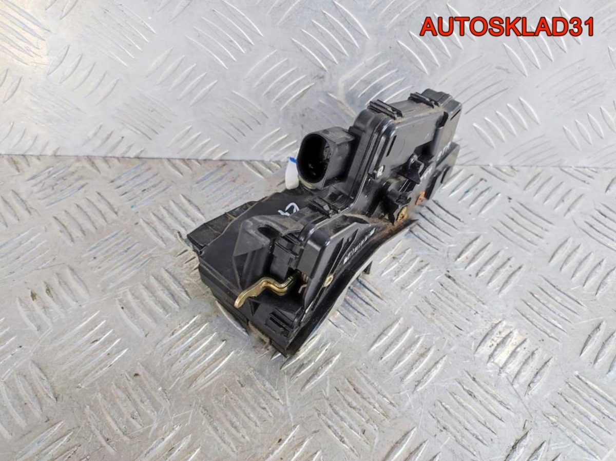 Замок двери передней правой BMW E46 51217011244 - АвтоСклад31.рф - авторазборка контрактные б/у запчасти в г. Белгород