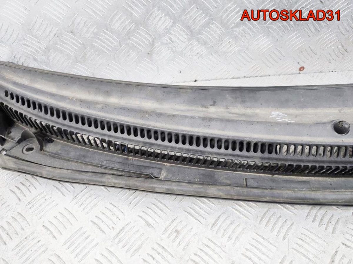 Решетка стеклоочистителя Toyota Aygo 557090H010 - АвтоСклад31.рф - авторазборка контрактные б/у запчасти в г. Белгород