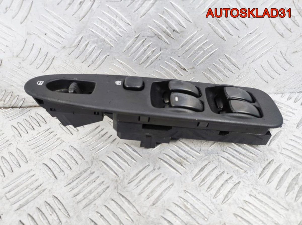 Блок стеклоподъемников Mitsubishi Carisma MR792845 - АвтоСклад31.рф - авторазборка контрактные б/у запчасти в г. Белгород