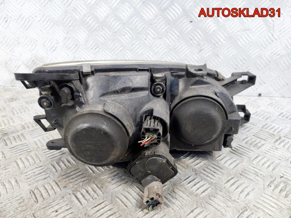 Фара левая Toyota Avensis T220  8117005140 Дорест - АвтоСклад31.рф - авторазборка контрактные б/у запчасти в г. Белгород