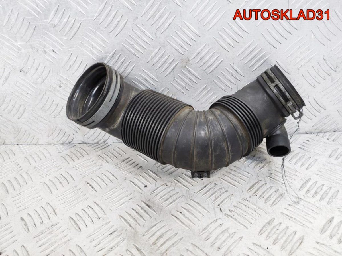 Патрубок турбины Volkswagen Passat B6 3C0129654Q - АвтоСклад31.рф - авторазборка контрактные б/у запчасти в г. Белгород