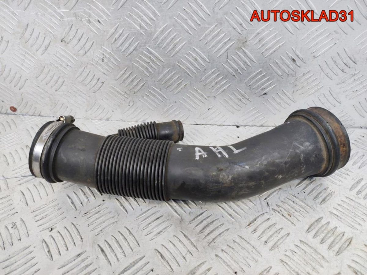 Патрубок воздушного фильтра Audi A4 B5 06B129627 - АвтоСклад31.рф - авторазборка контрактные б/у запчасти в г. Белгород