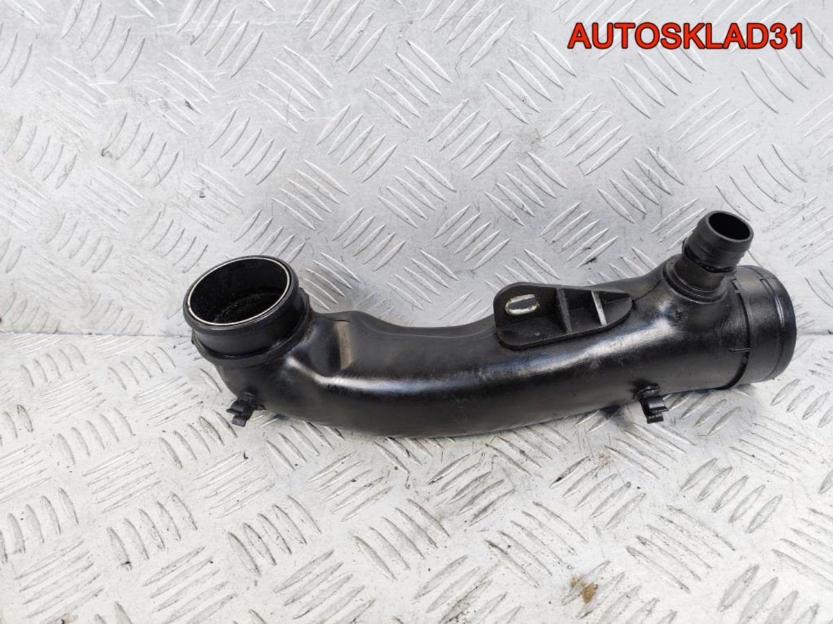 Патрубок интеркулера Volkswagen Sharan 7M3129654K - АвтоСклад31.рф - авторазборка контрактные б/у запчасти в г. Белгород
