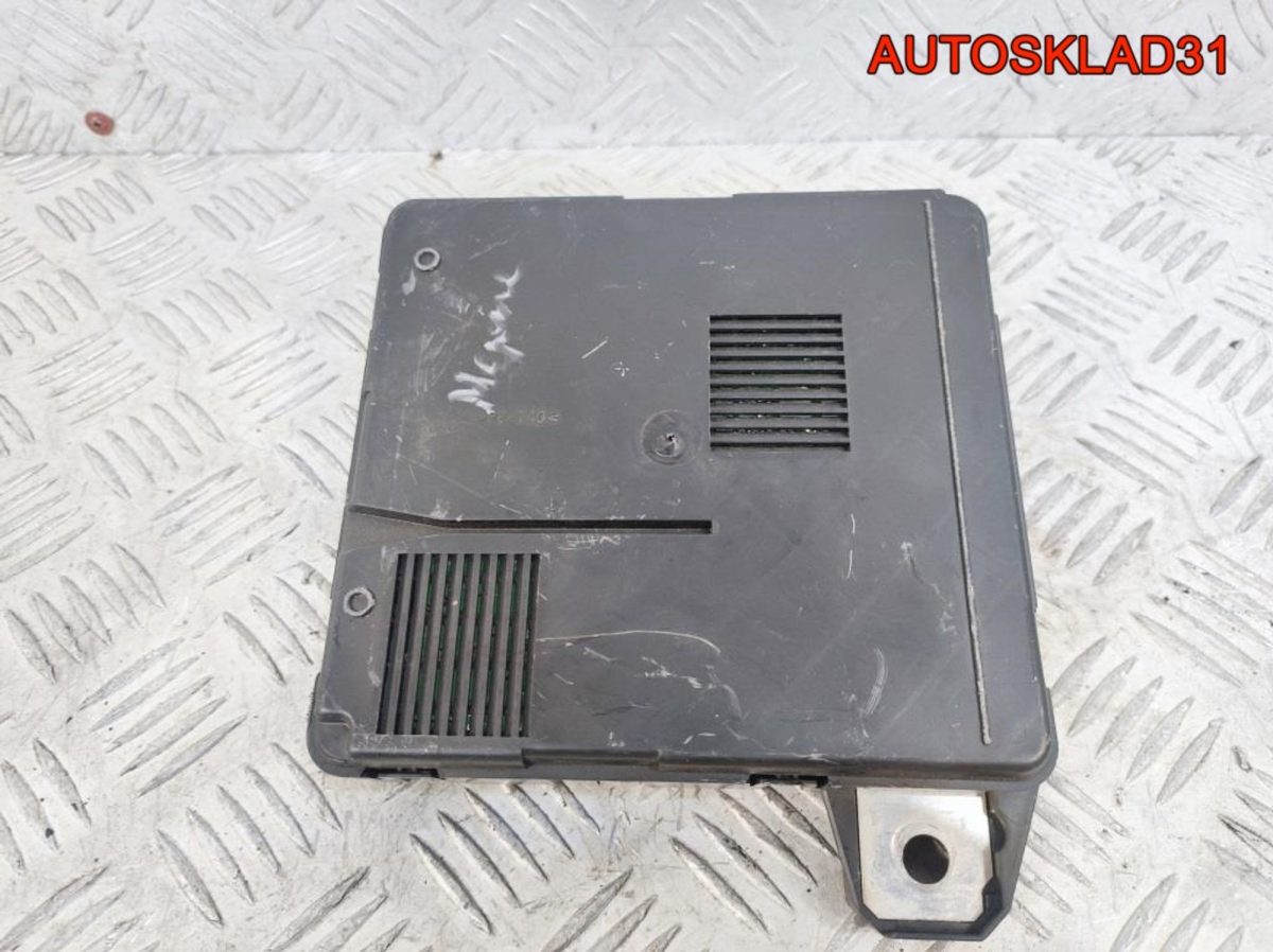 Блок предохранителей Renault Megane 2 8200306033B - АвтоСклад31.рф - авторазборка контрактные б/у запчасти в г. Белгород