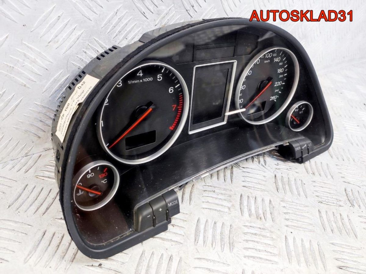 Панель приборов Audi A4 B6 8E0920931 - АвтоСклад31.рф - авторазборка контрактные б/у запчасти в г. Белгород
