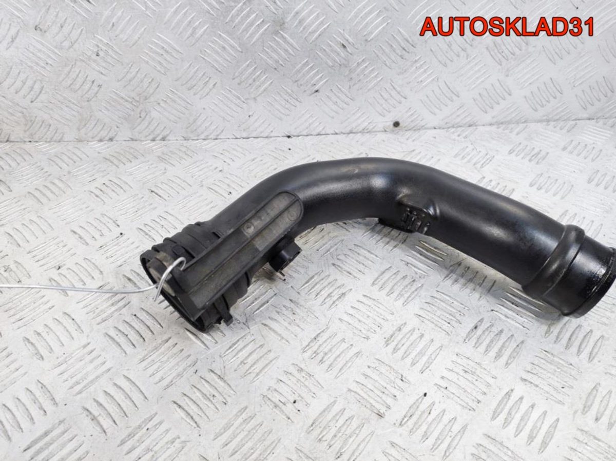 Патрубок интеркулера VW Passat B6 3C0145770H - АвтоСклад31.рф - авторазборка контрактные б/у запчасти в г. Белгород