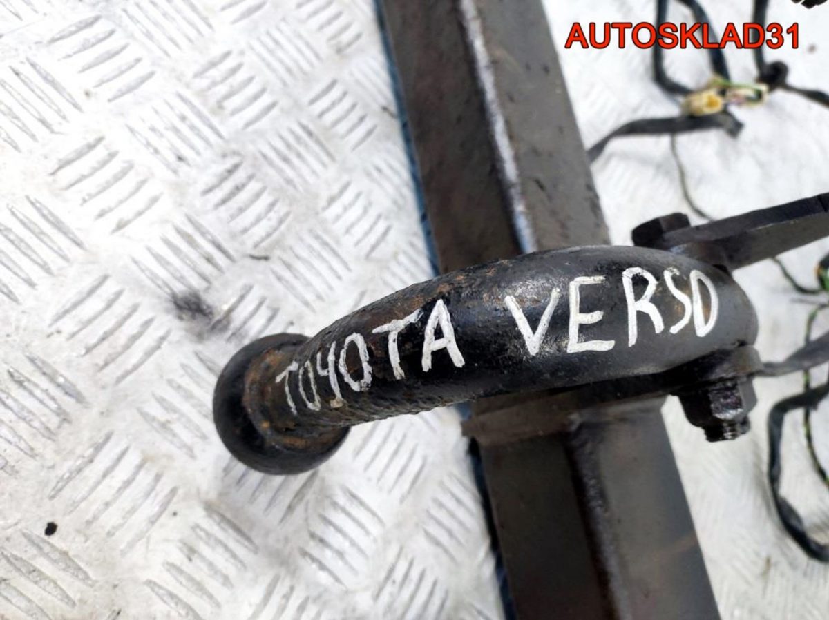 Фаркоп Toyota Corolla Verso 1 - АвтоСклад31.рф - авторазборка контрактные б/у запчасти в г. Белгород