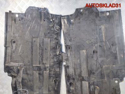 Защита днища антигравийная  Audi A8 D3 4E0825205B - АвтоСклад31.рф - авторазборка контрактные б/у запчасти в г. Белгород