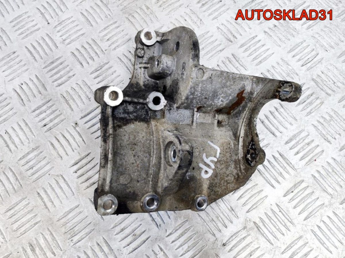 Кронштейн гидроусилителя Hyundai H 1 252714A001 - АвтоСклад31.рф - авторазборка контрактные б/у запчасти в г. Белгород