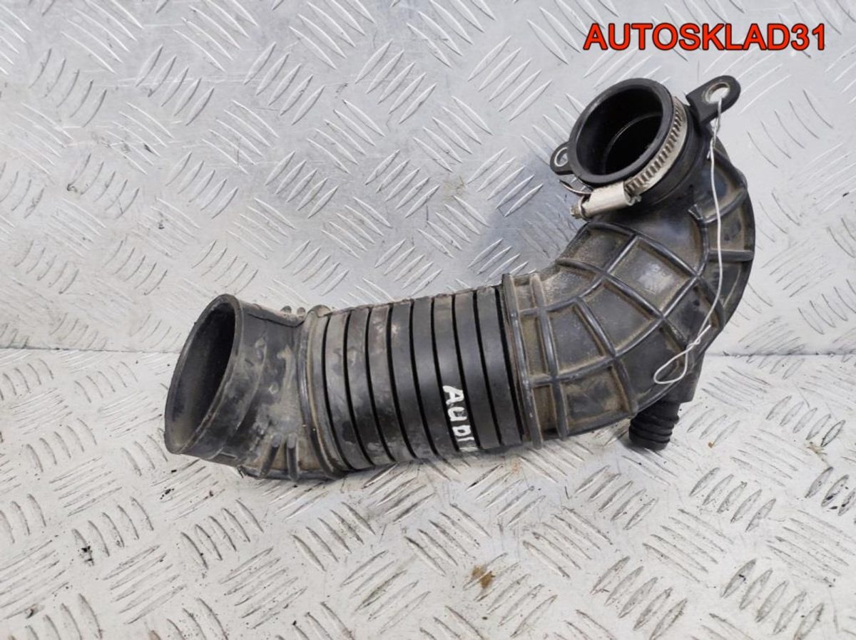 Патрубок воздушного фильтра Audi A4 B7 8E0129615J - АвтоСклад31.рф - авторазборка контрактные б/у запчасти в г. Белгород