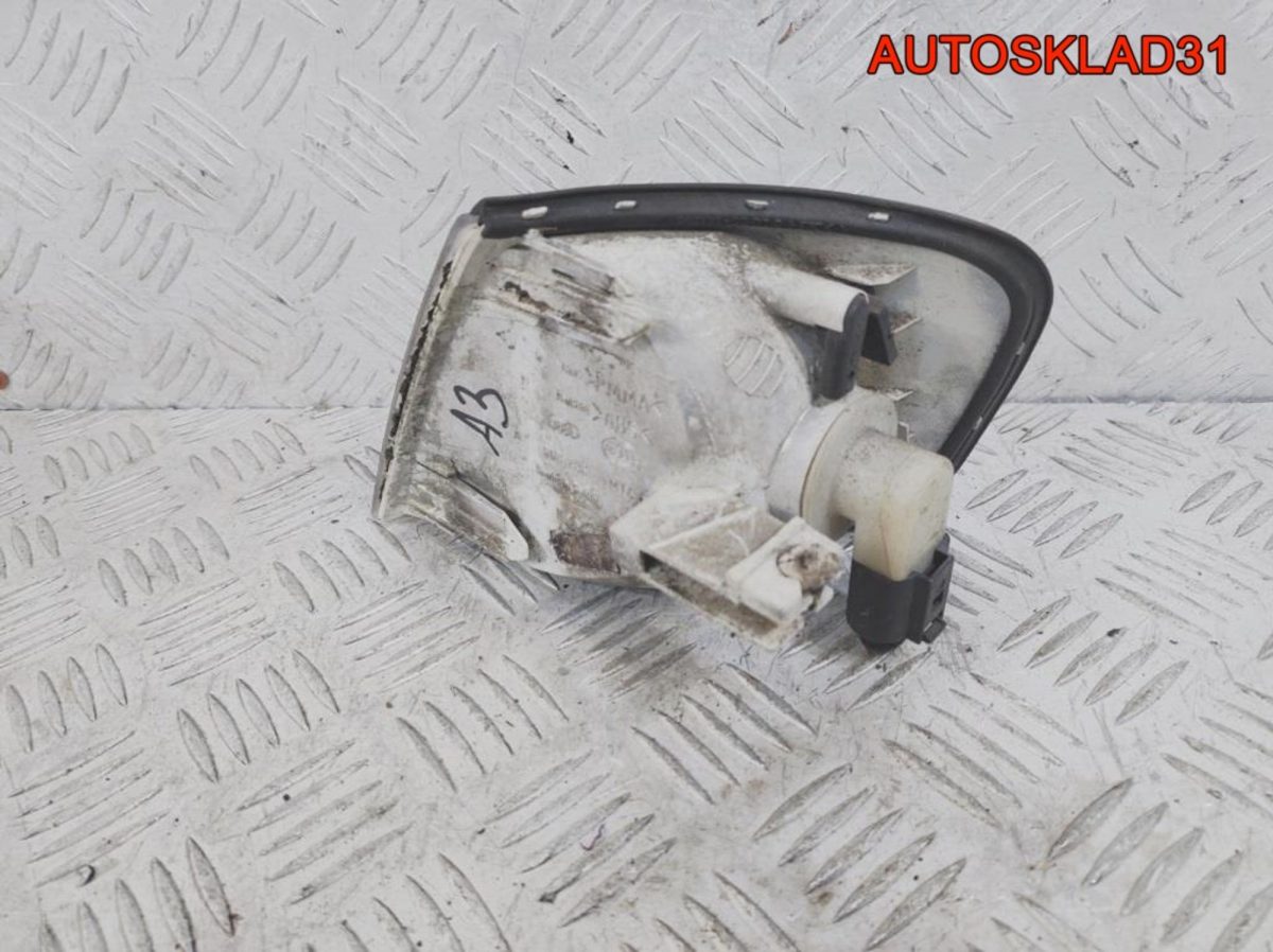 Указатель поворота правый белый Audi A3 8L0953050 - АвтоСклад31.рф - авторазборка контрактные б/у запчасти в г. Белгород