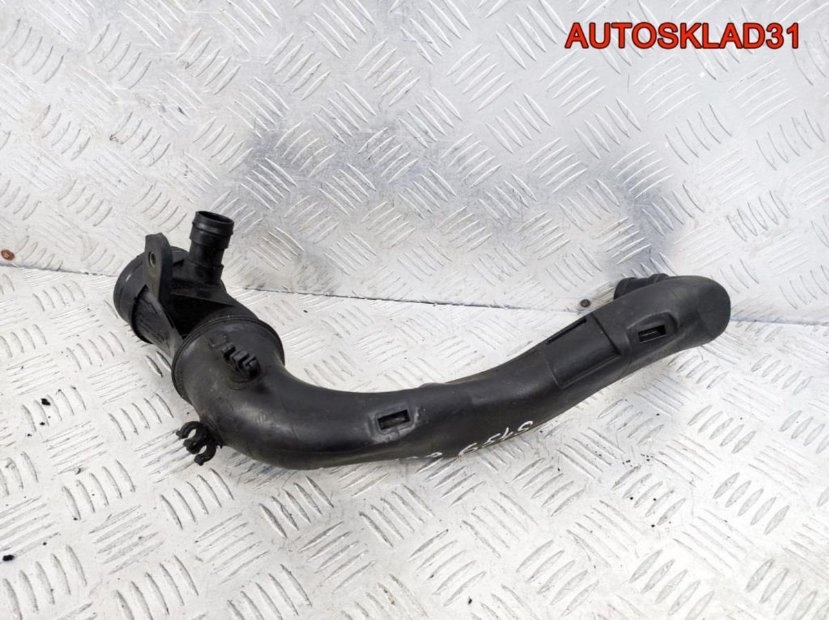 Патрубок воздушного фильтра VW Golf 4 1J0129654S - АвтоСклад31.рф - авторазборка контрактные б/у запчасти в г. Белгород