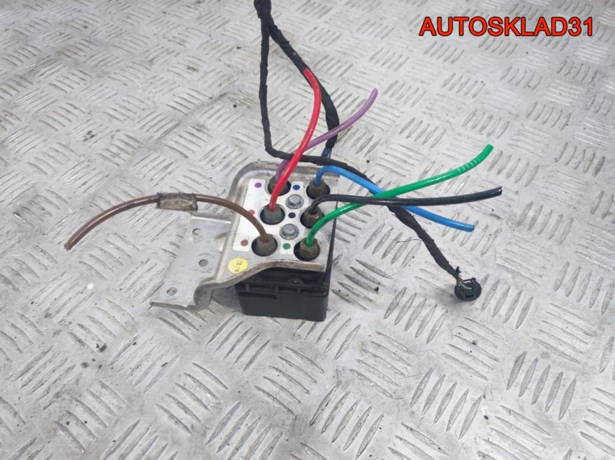 Блок клапанов пневмоподвески Audi A8 D3 4F0616013 - АвтоСклад31.рф - авторазборка контрактные б/у запчасти в г. Белгород